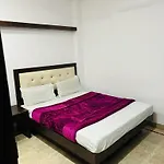 Hotel Parth