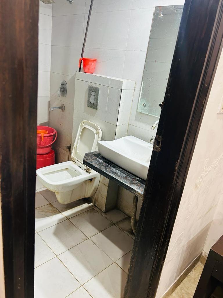 Hotel Parth New Delhi